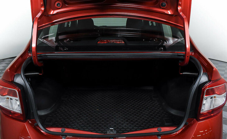 Renault Logan - Фото 15