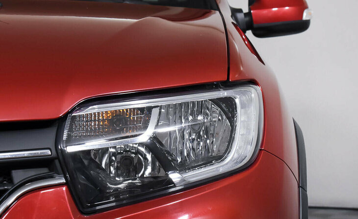 Renault Logan - Фото 6