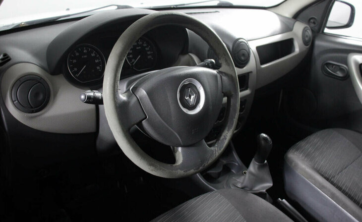 Renault Sandero - Фото 6