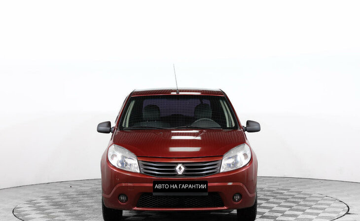 Renault Sandero - Фото 1