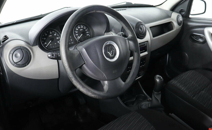 Renault Sandero - Фото 6