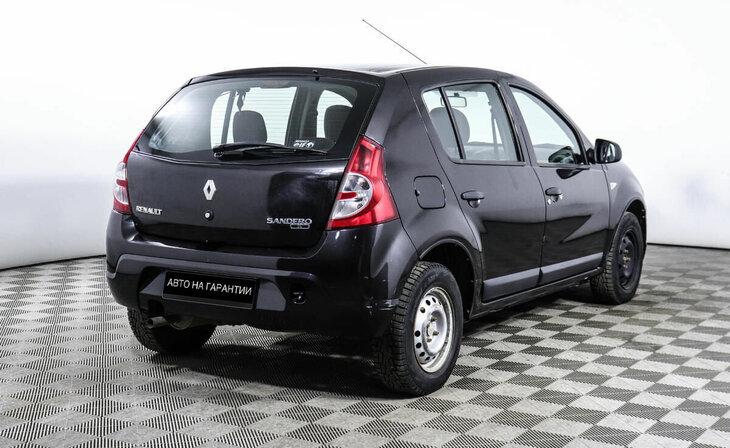 Renault Sandero - Фото 2