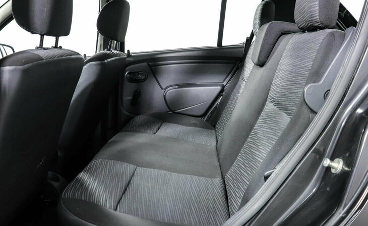 Renault Sandero - Фото 8