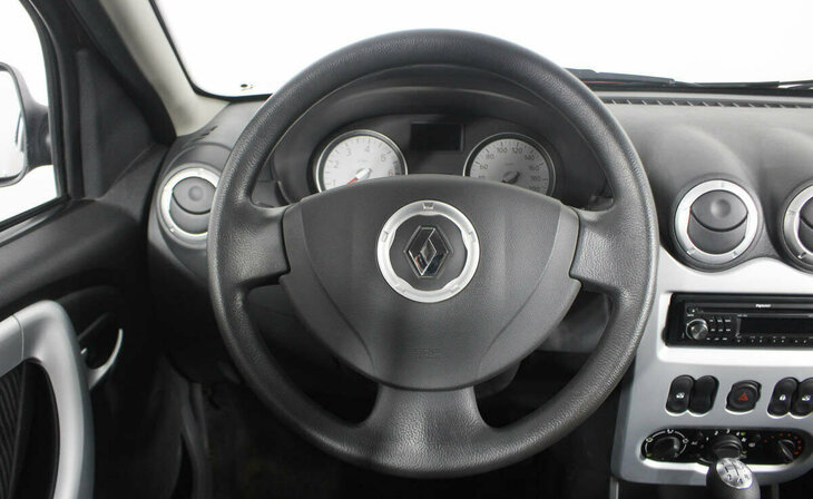 Renault Sandero - Фото 6