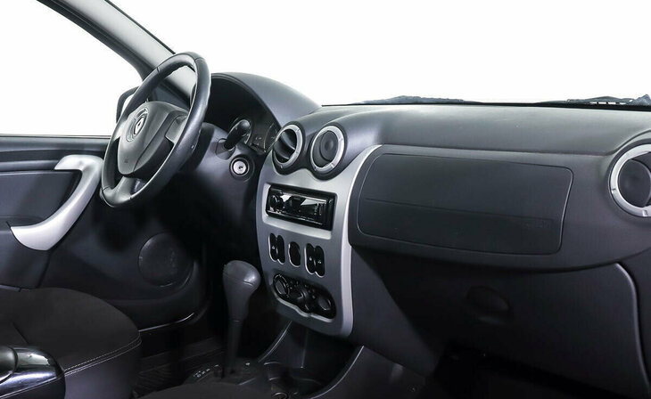 Renault Sandero - Фото 6