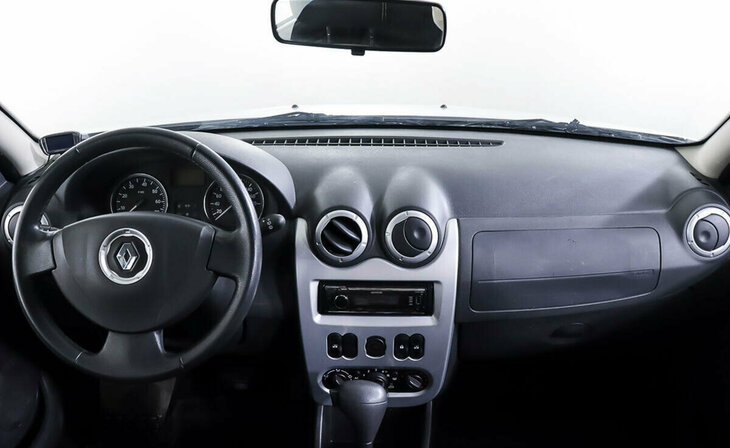Renault Sandero - Фото 7