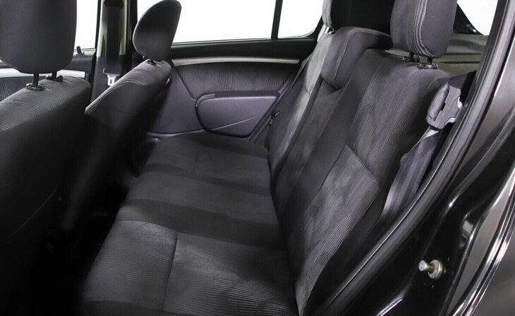 Renault Sandero - Фото 10