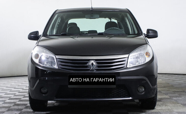 Renault Sandero - Фото 1