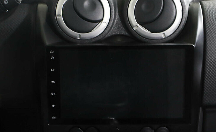 Renault Sandero - Фото 8