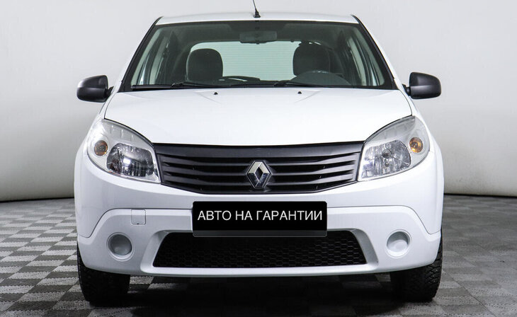 Renault Sandero - Фото 1