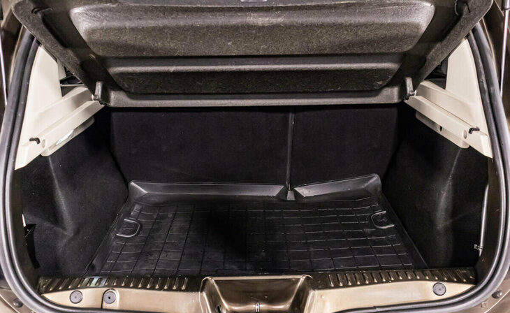 Renault Sandero - Фото 9