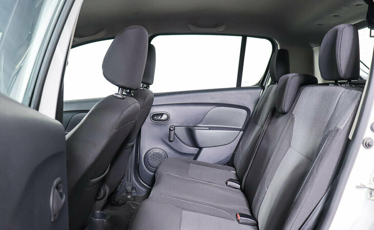 Renault Sandero - Фото 15