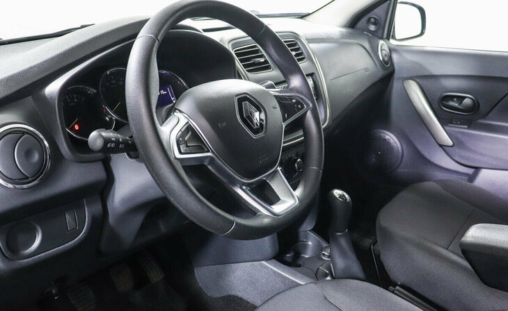 Renault Sandero - Фото 6