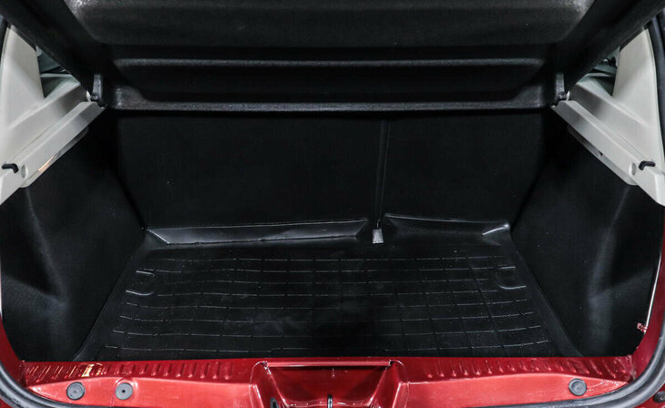 Renault Sandero - Фото 9