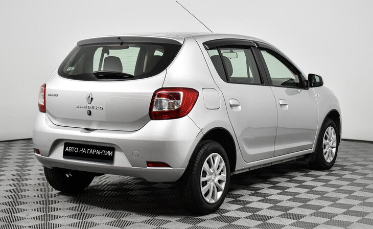 Renault Sandero - Фото 4