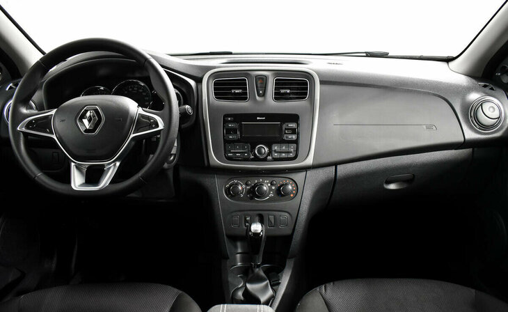 Renault Sandero - Фото 7