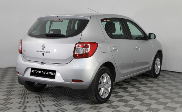 Renault Sandero - Фото 2