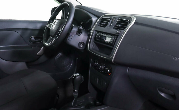 Renault Sandero - Фото 7