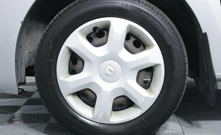 Renault Sandero - Фото 4