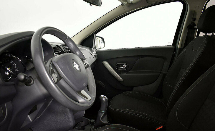 Renault Sandero - Фото 6