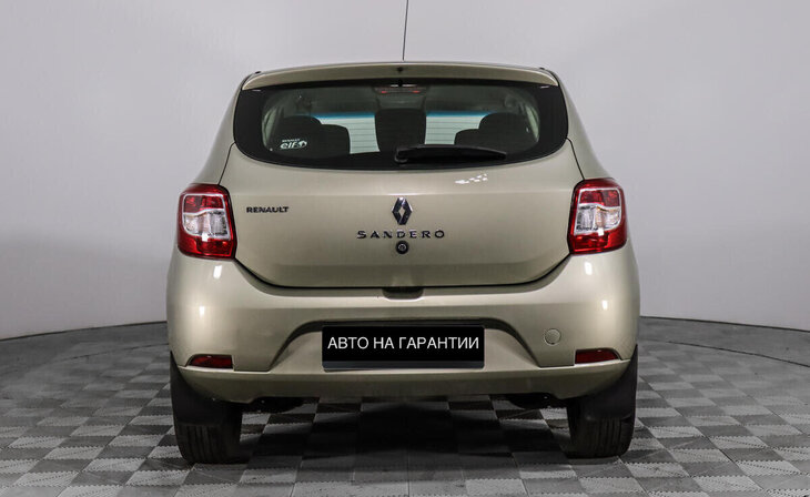 Renault Sandero - Фото 3