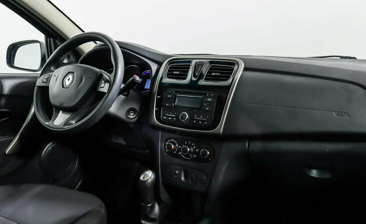 Renault Sandero - Фото 4