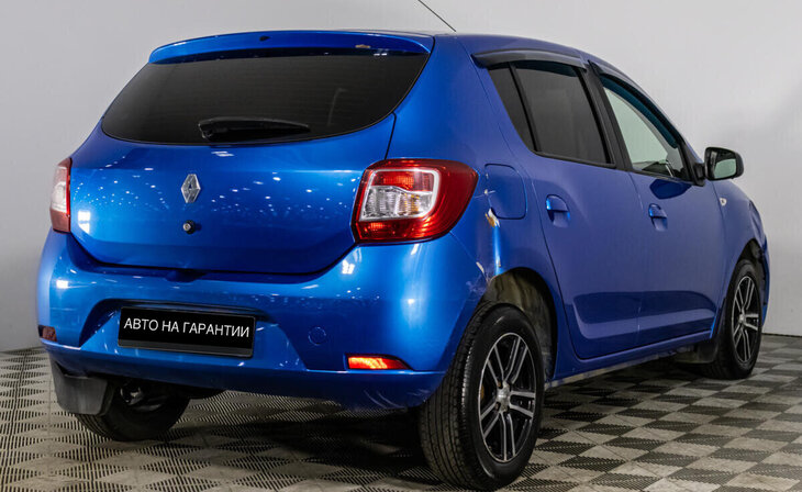 Renault Sandero - Фото 2