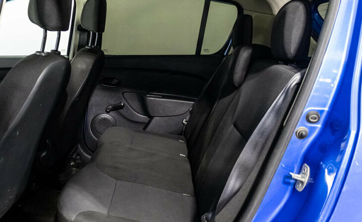 Renault Sandero - Фото 8