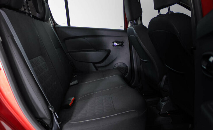 Renault Sandero - Фото 6