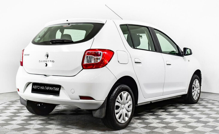 Renault Sandero - Фото 2