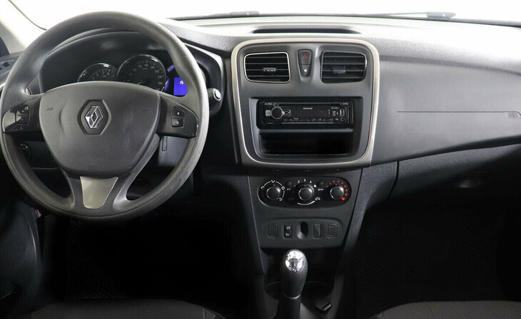 Renault Sandero - Фото 6