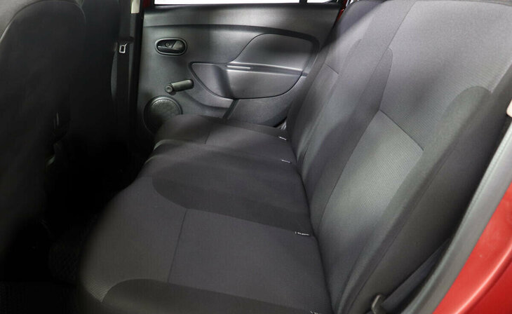 Renault Sandero - Фото 8