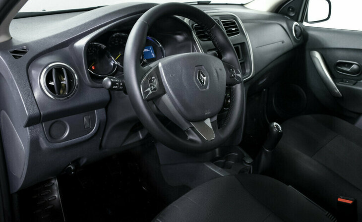 Renault Sandero - Фото 7