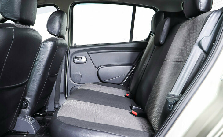 Renault Sandero - Фото 18