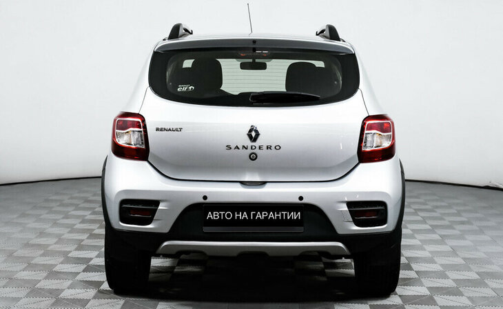 Renault Sandero - Фото 5