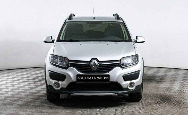 Renault Sandero - Фото 1
