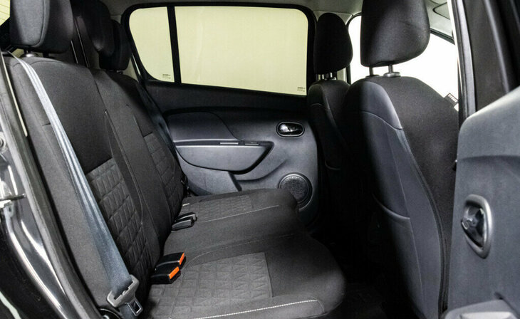 Renault Sandero - Фото 8