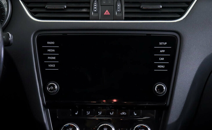 Skoda Octavia - Фото 10