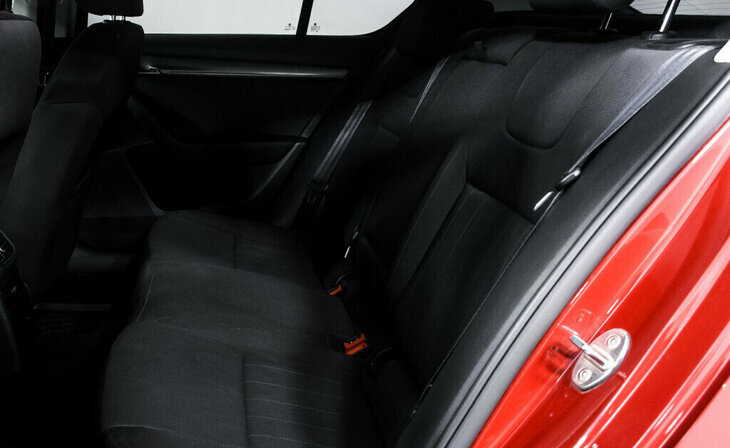 Skoda Octavia - Фото 10