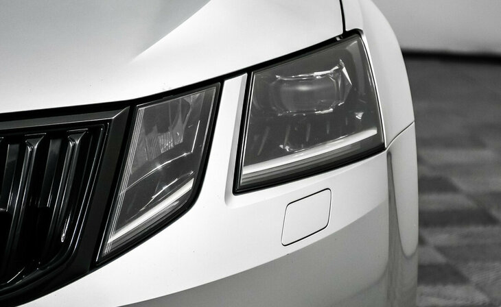 Skoda Octavia - Фото 6