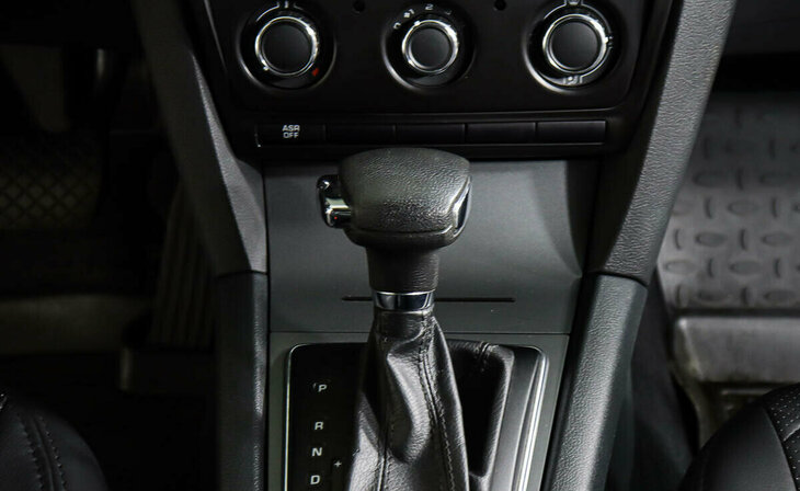 Skoda Octavia - Фото 10