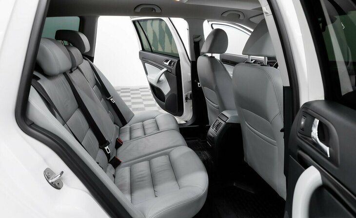 Skoda Octavia - Фото 13