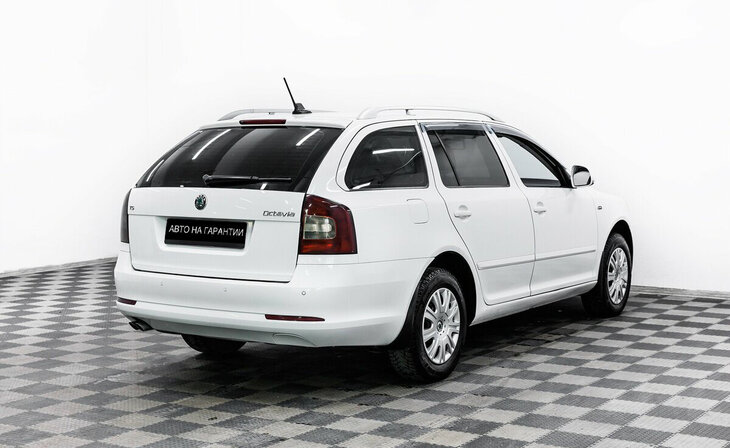 Skoda Octavia - Фото 2