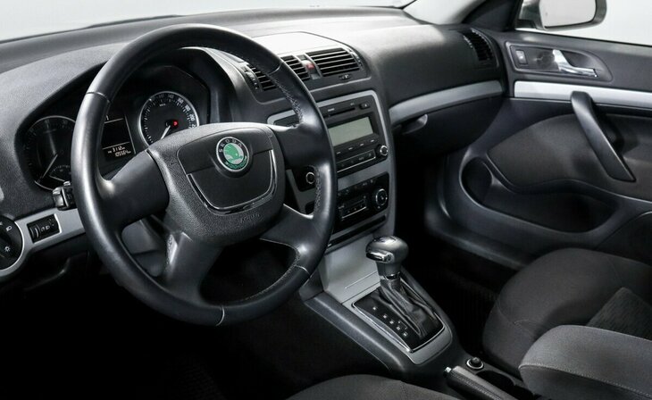 Skoda Octavia - Фото 9