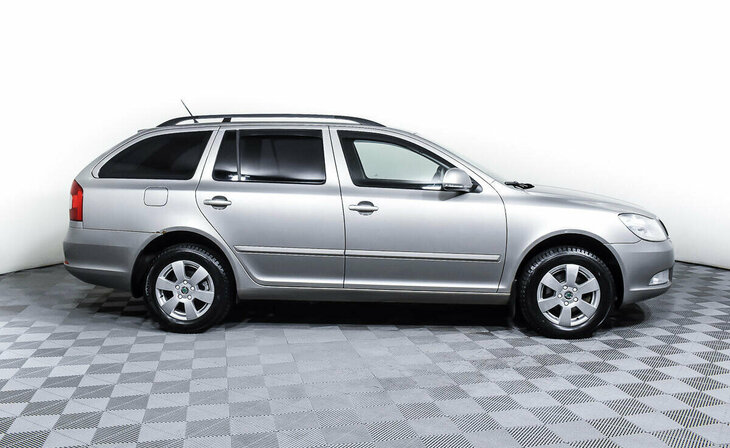 Skoda Octavia - Фото 3