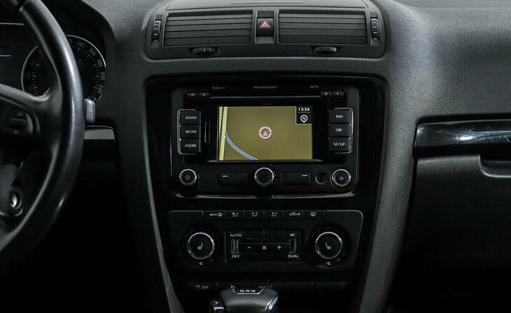 Skoda Octavia - Фото 7