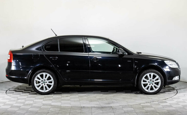 Skoda Octavia - Фото 3