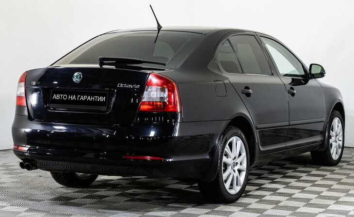 Skoda Octavia - Фото 4