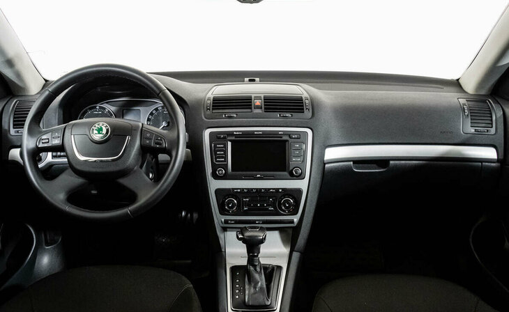 Skoda Octavia - Фото 7
