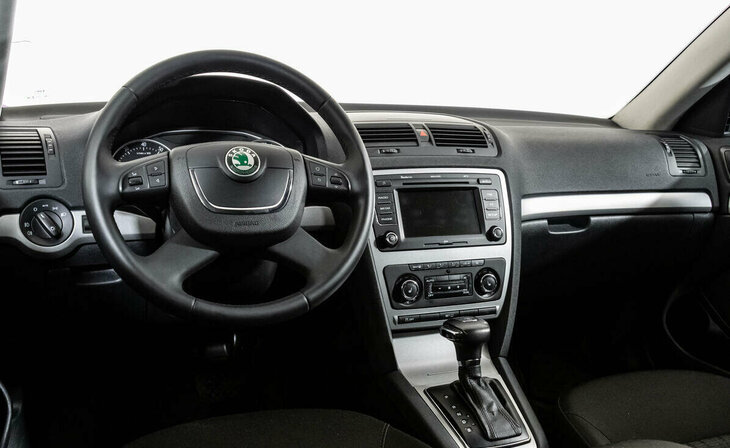 Skoda Octavia - Фото 8